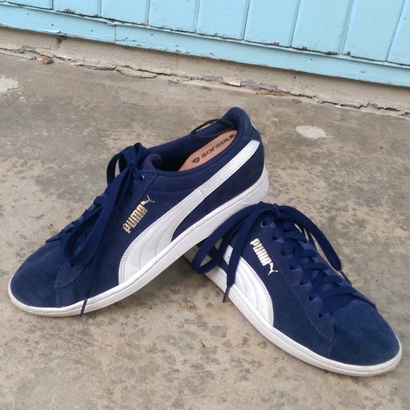 puma dark blue sneakers